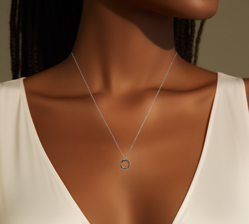 The circle necklace features a stunning 15mm ring with a slight twist on one face. Both necklace and circle are beautifully crafted jewellery in Sterling Silver 925. The Sterling Silver 925 circle pendant is Rhodium Plated making it extremely durable with a high shine.